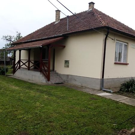 Oeregakac Vendeghaz Villa Tiszaladany Exterior photo
